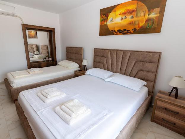 Roel Apartments Sarande Bagian luar foto