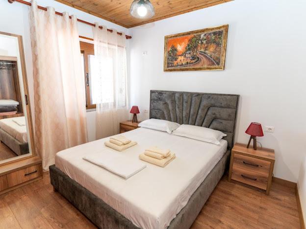 Roel Apartments Sarande Bagian luar foto
