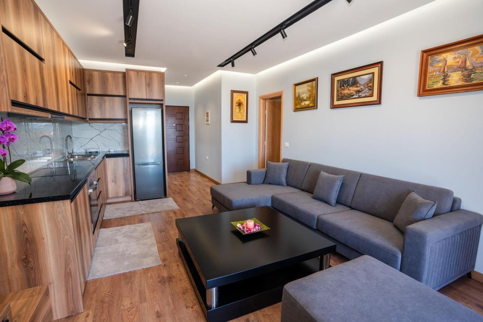Roel Apartments Sarande Bagian luar foto