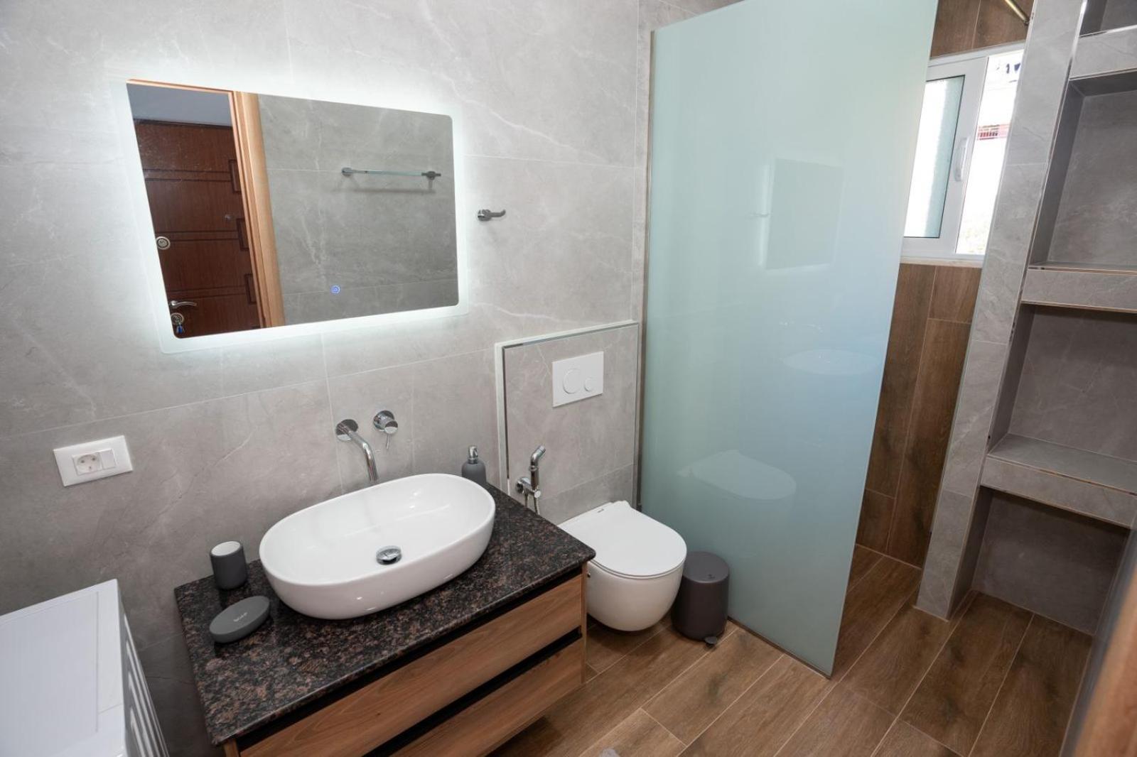 Roel Apartments Sarande Bagian luar foto